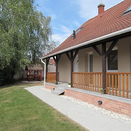 Апартаменты Mezzanine Хевиз